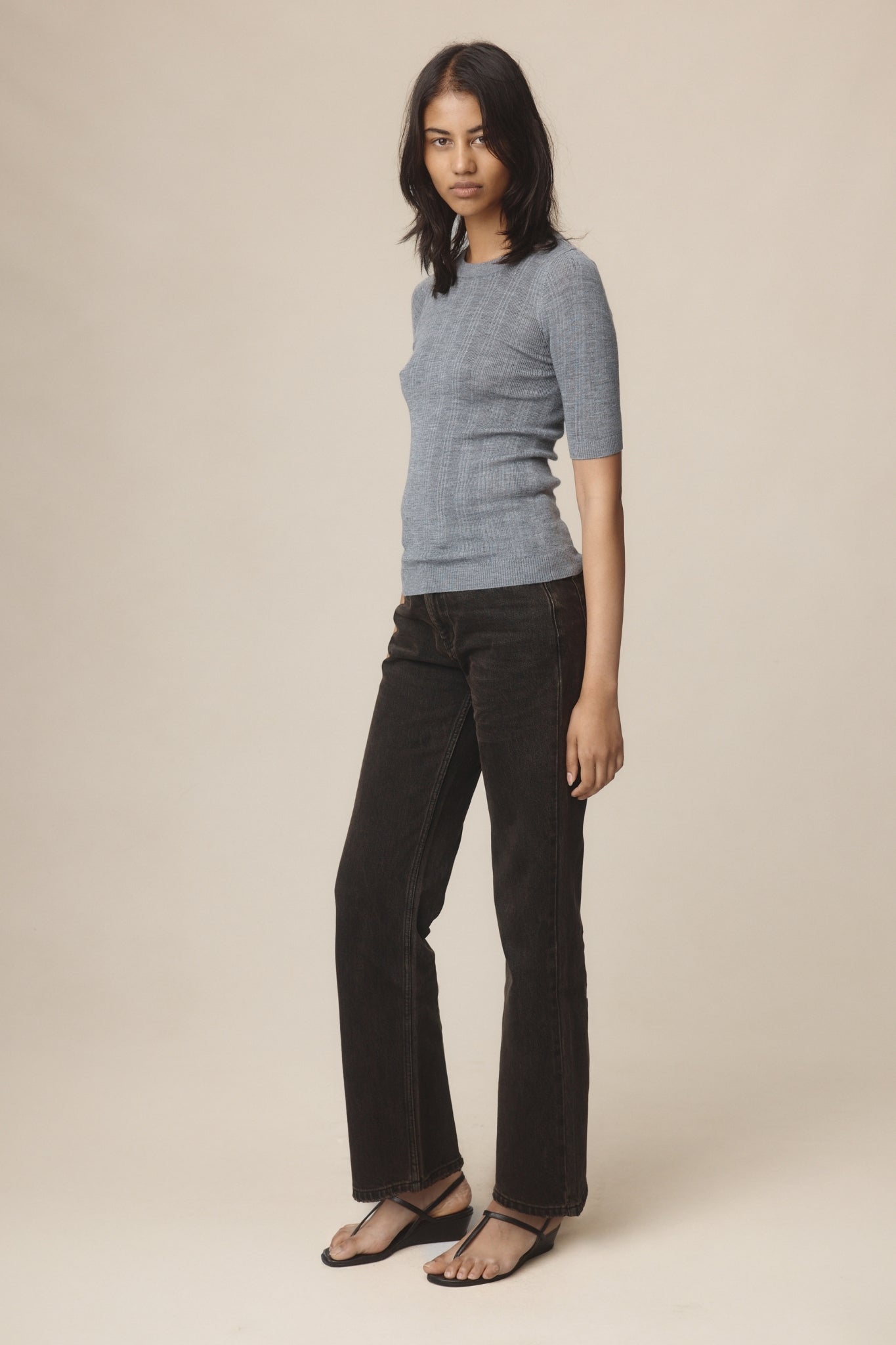 26SS LAYLA TEE - SOFT CHARCOAL