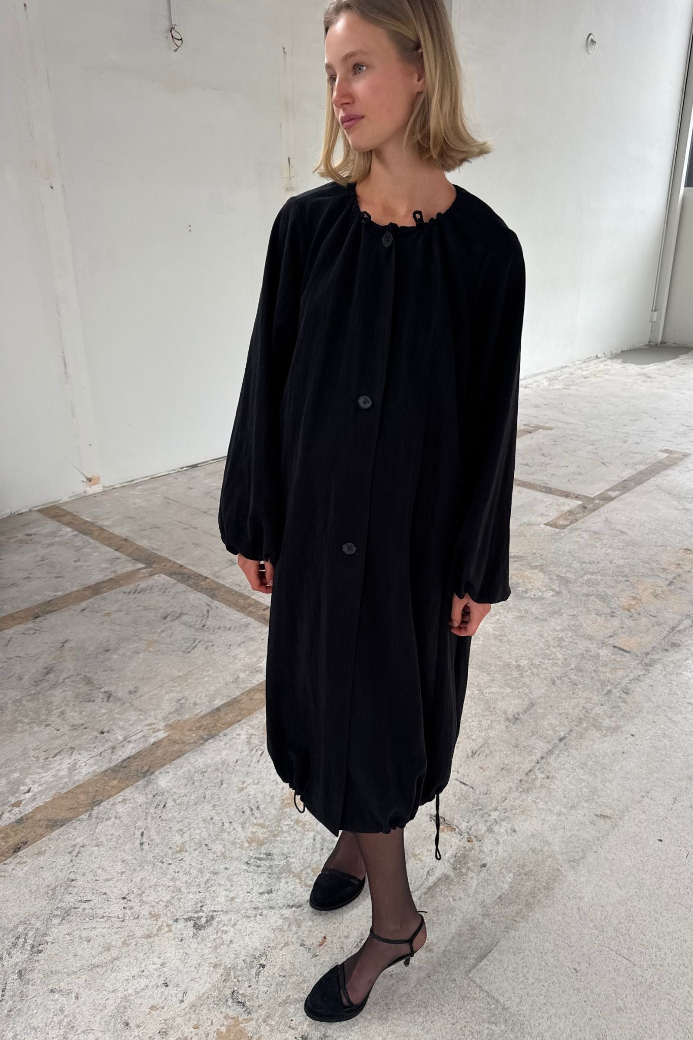 26SS EUGENE COAT - BLACK
