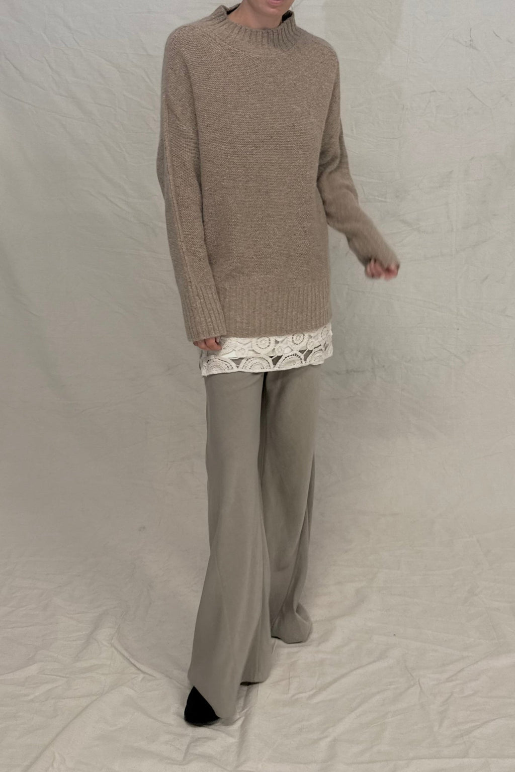 26SS ALICIA PANT - GREIGE