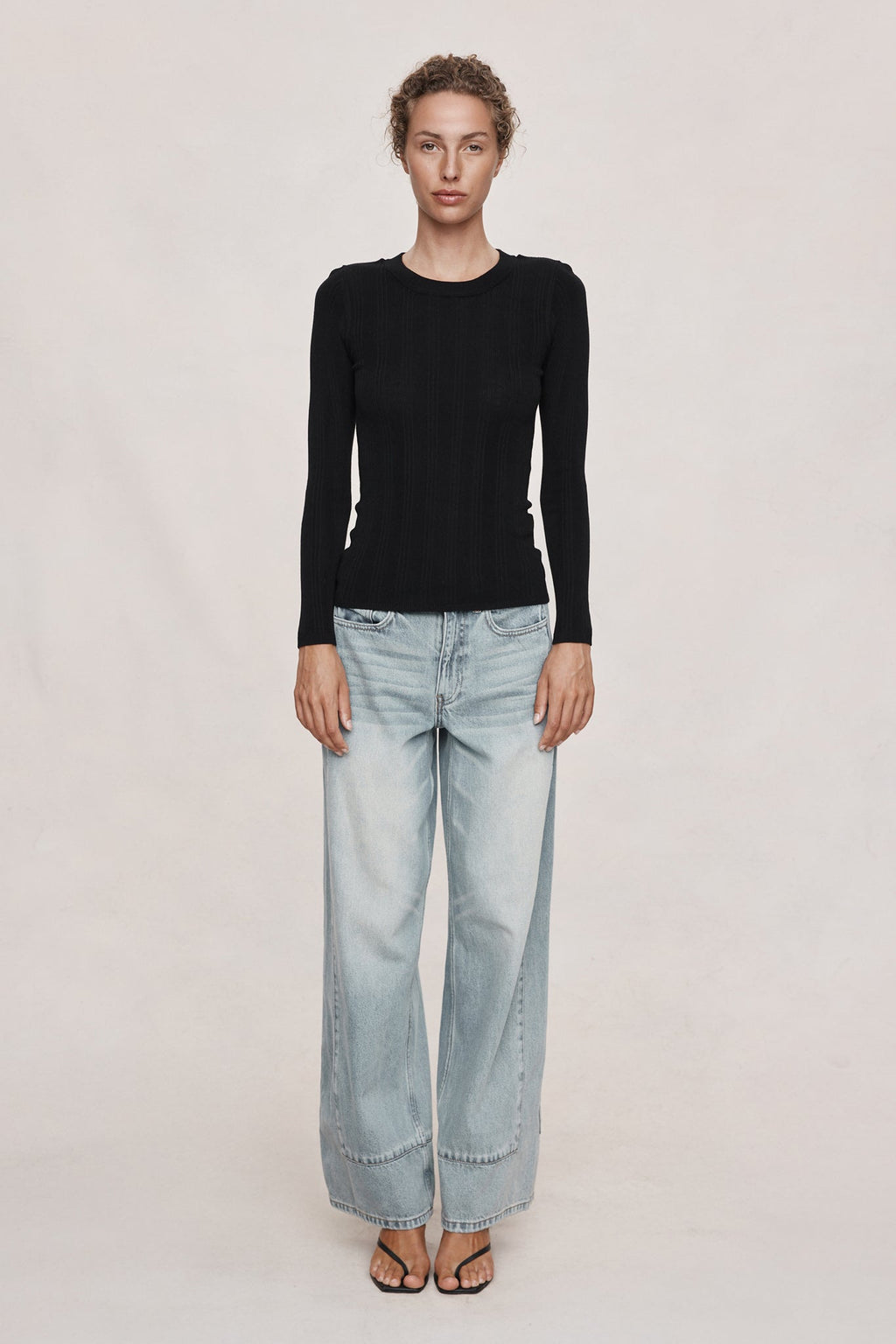 26SS ANA TOP - BLACK