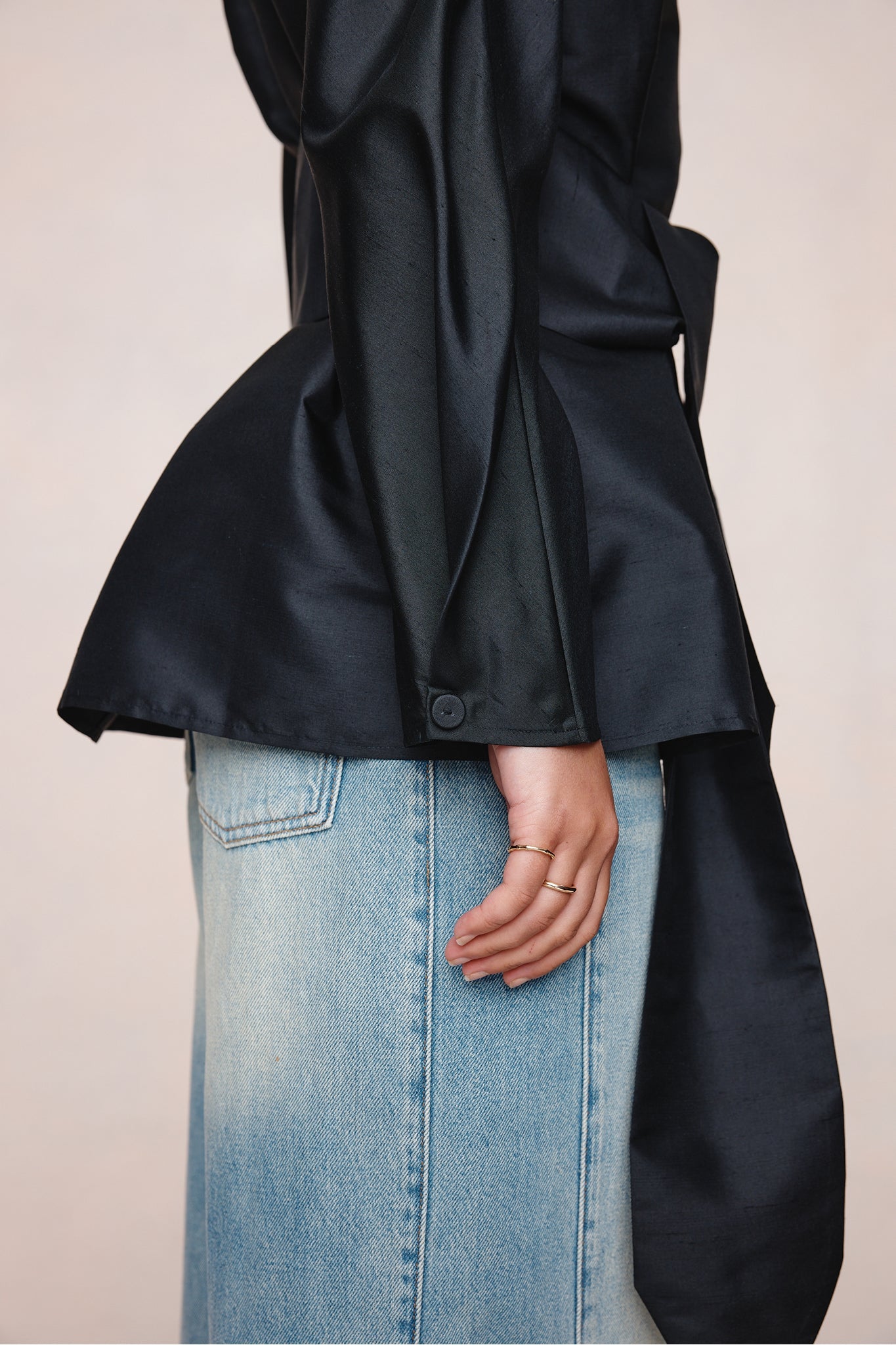 26SS EAMES TOP - BLACK