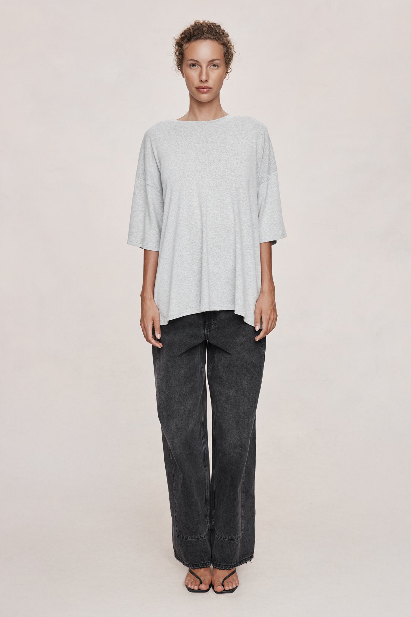 26SS HELE TEE - GREY MARLE