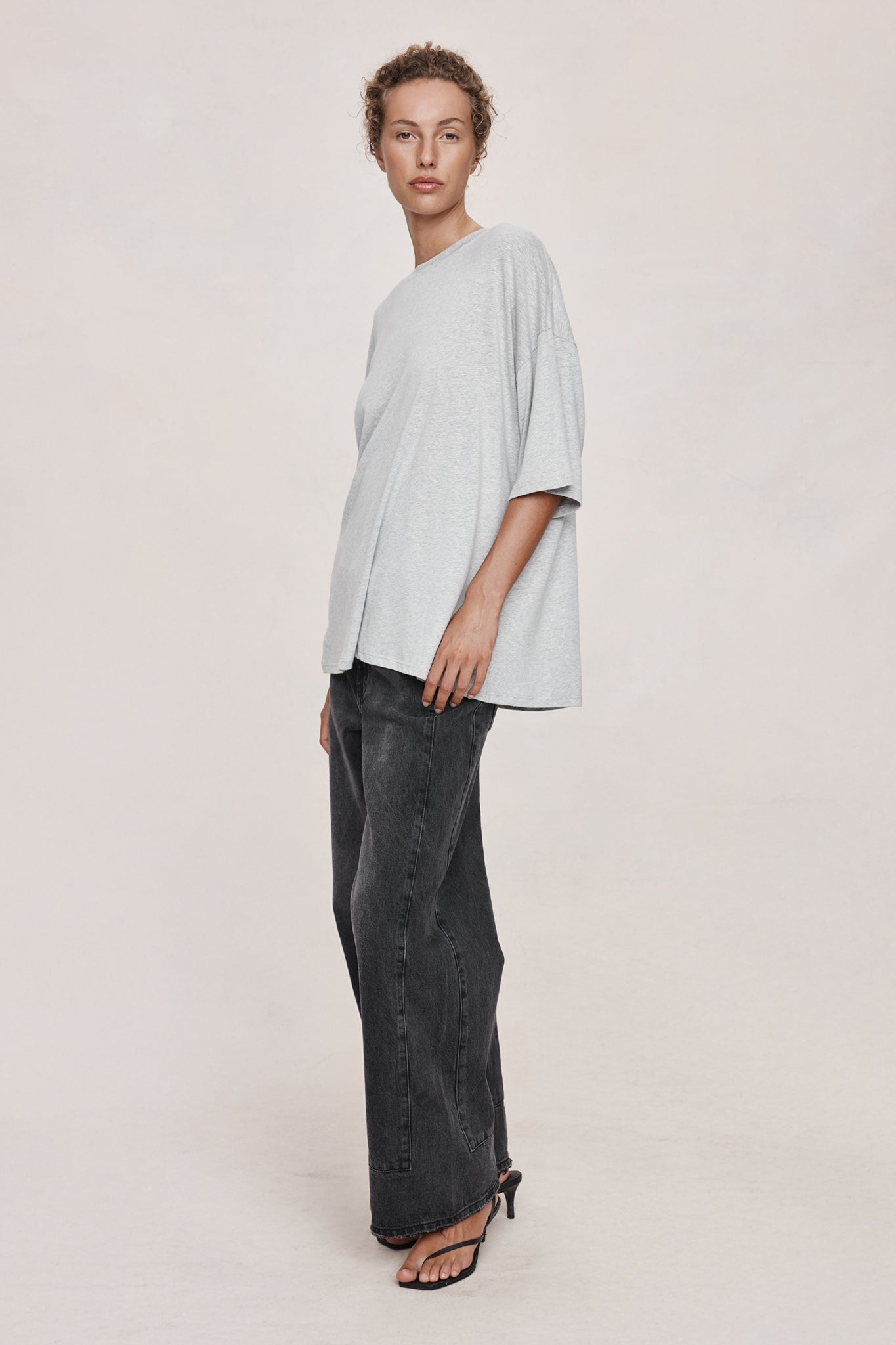 26SS HELE TEE - GREY MARLE