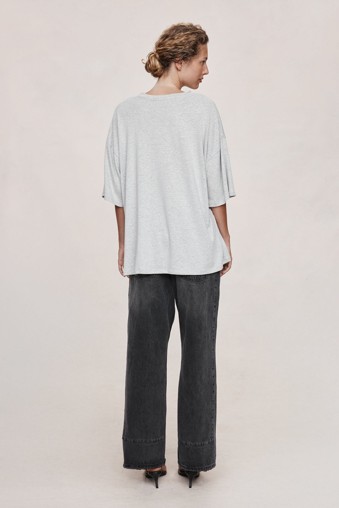 26SS HELE TEE - GREY MARLE