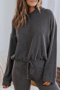 26SS hooded 2-piece lounge set.