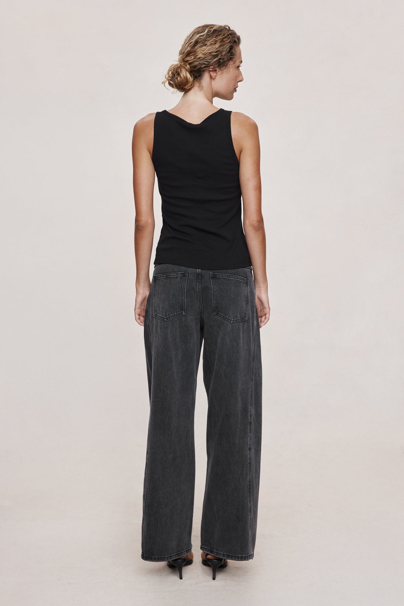 26SS PHOEBE TOP - BLACK