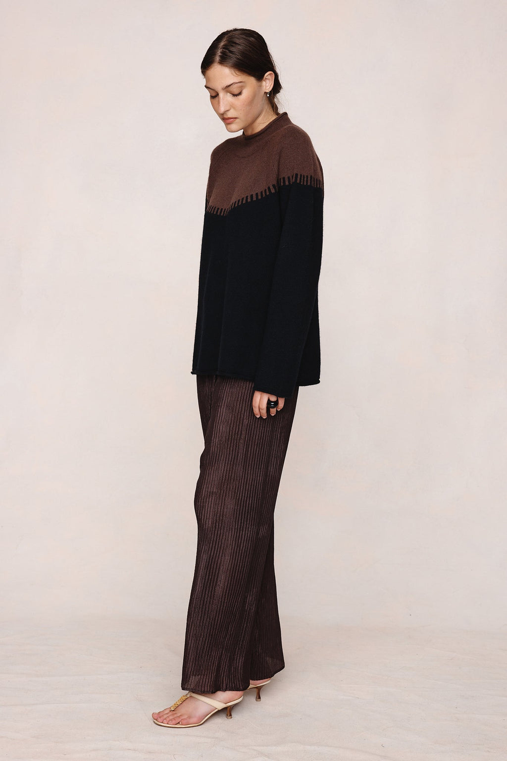 26SS RODIN JUMPER - CAROB / BLACK