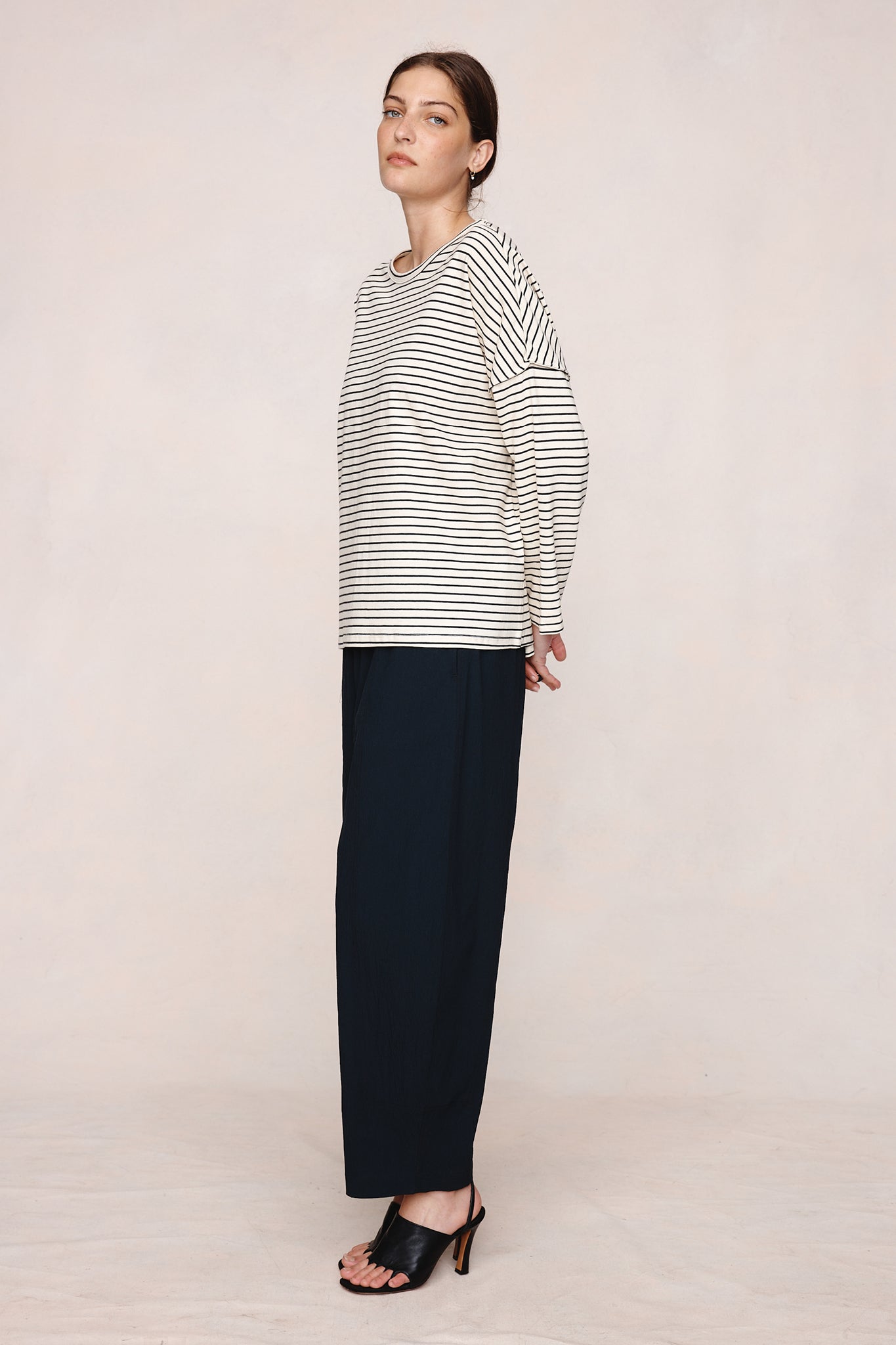 26SS YELENA TEE - IVORY / BLACK STRIPE