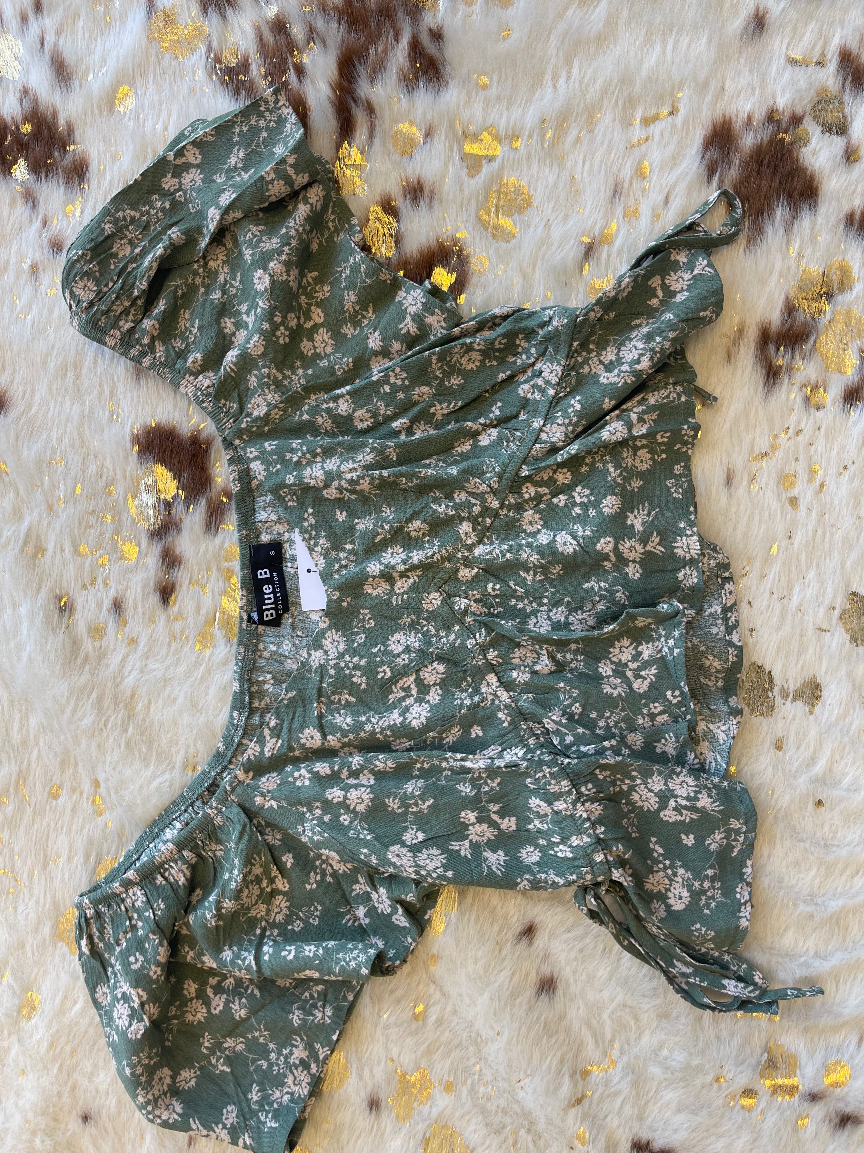 26SS Green floral cropped top